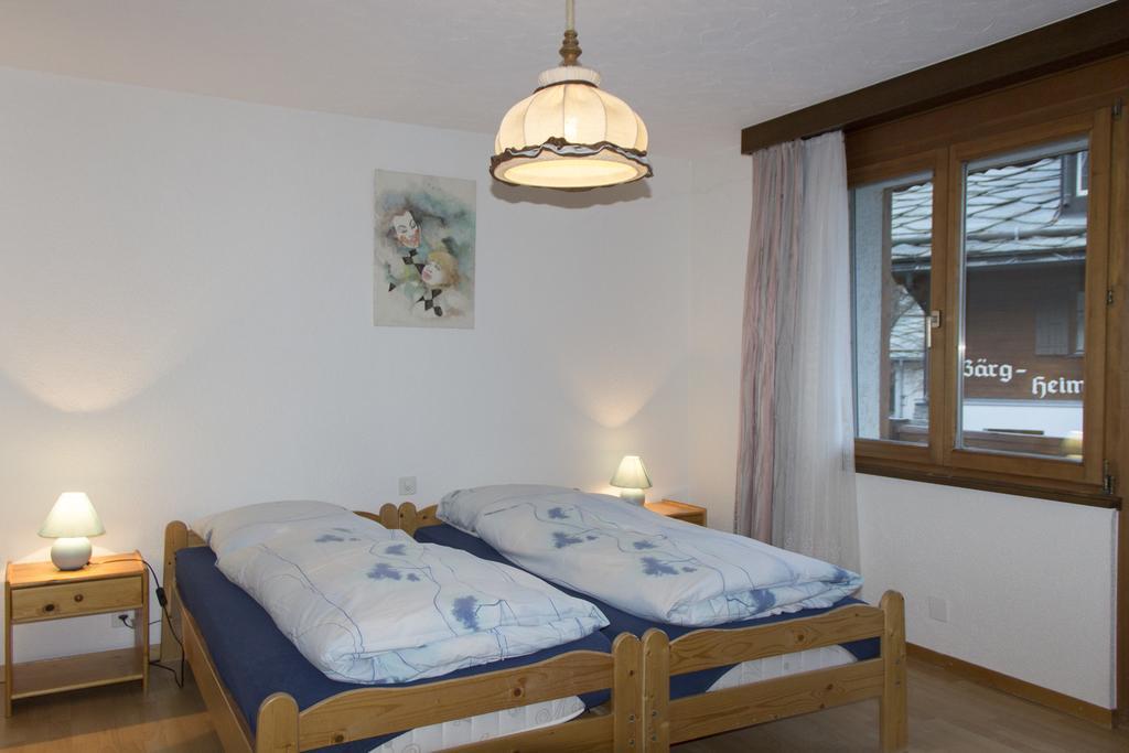 Apartment Etzel Saas Fee الغرفة الصورة